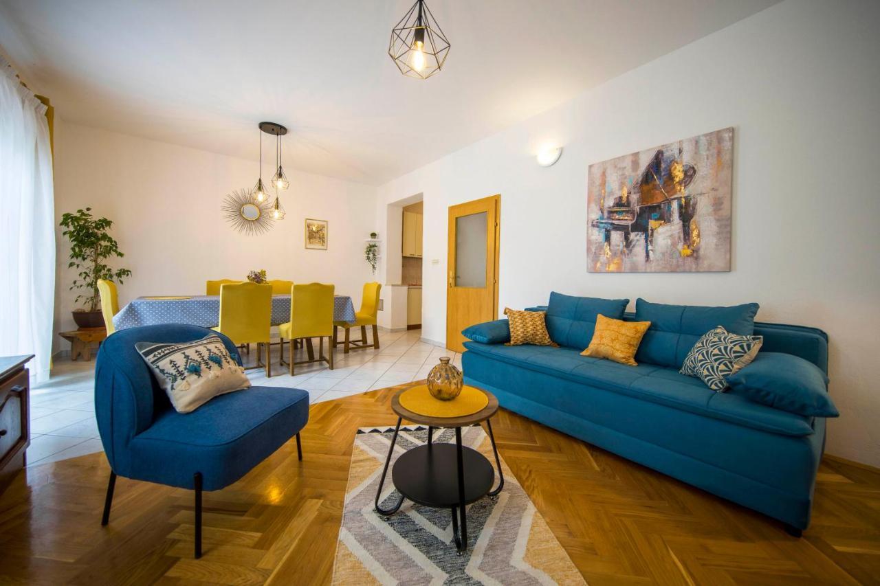 3 Bedroom Apartment Antonio Каштела Екстер'єр фото