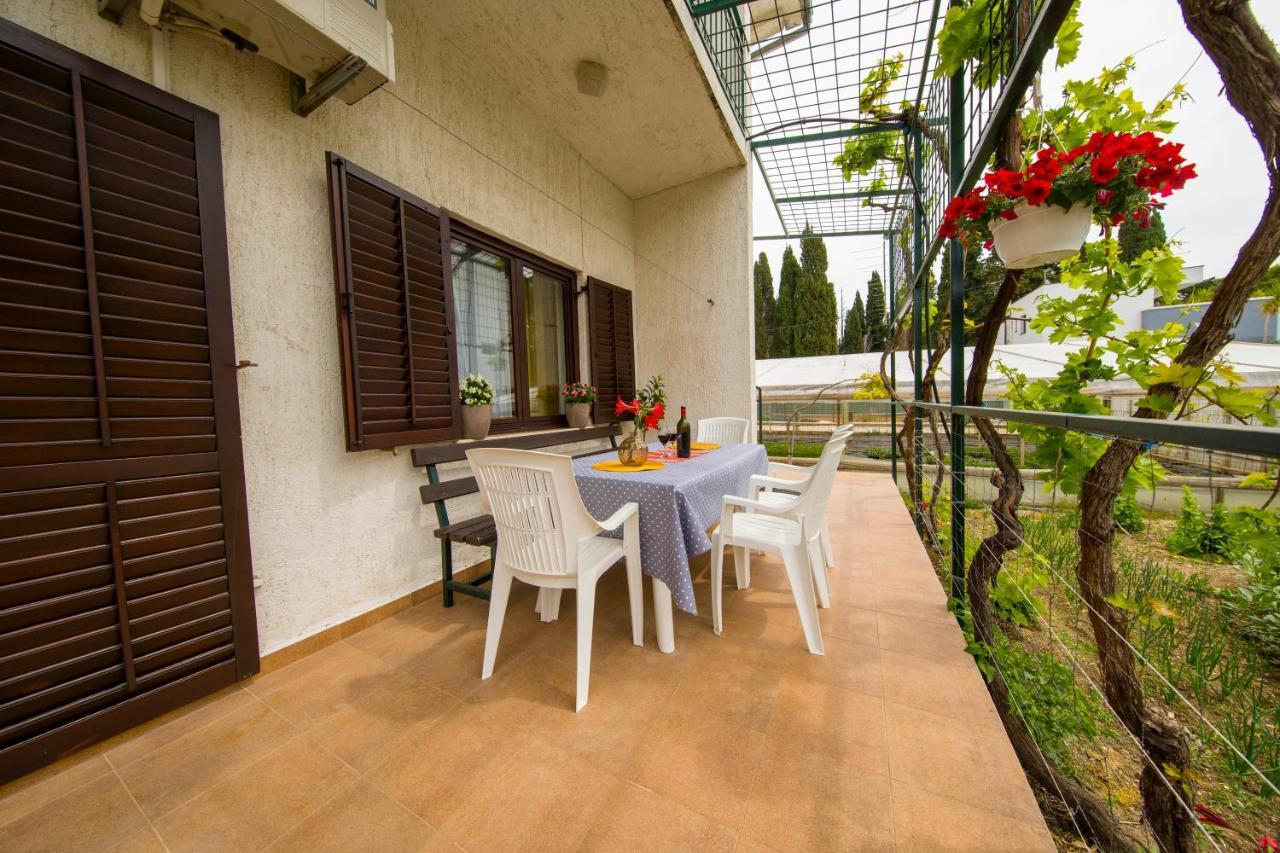 3 Bedroom Apartment Antonio Каштела Екстер'єр фото
