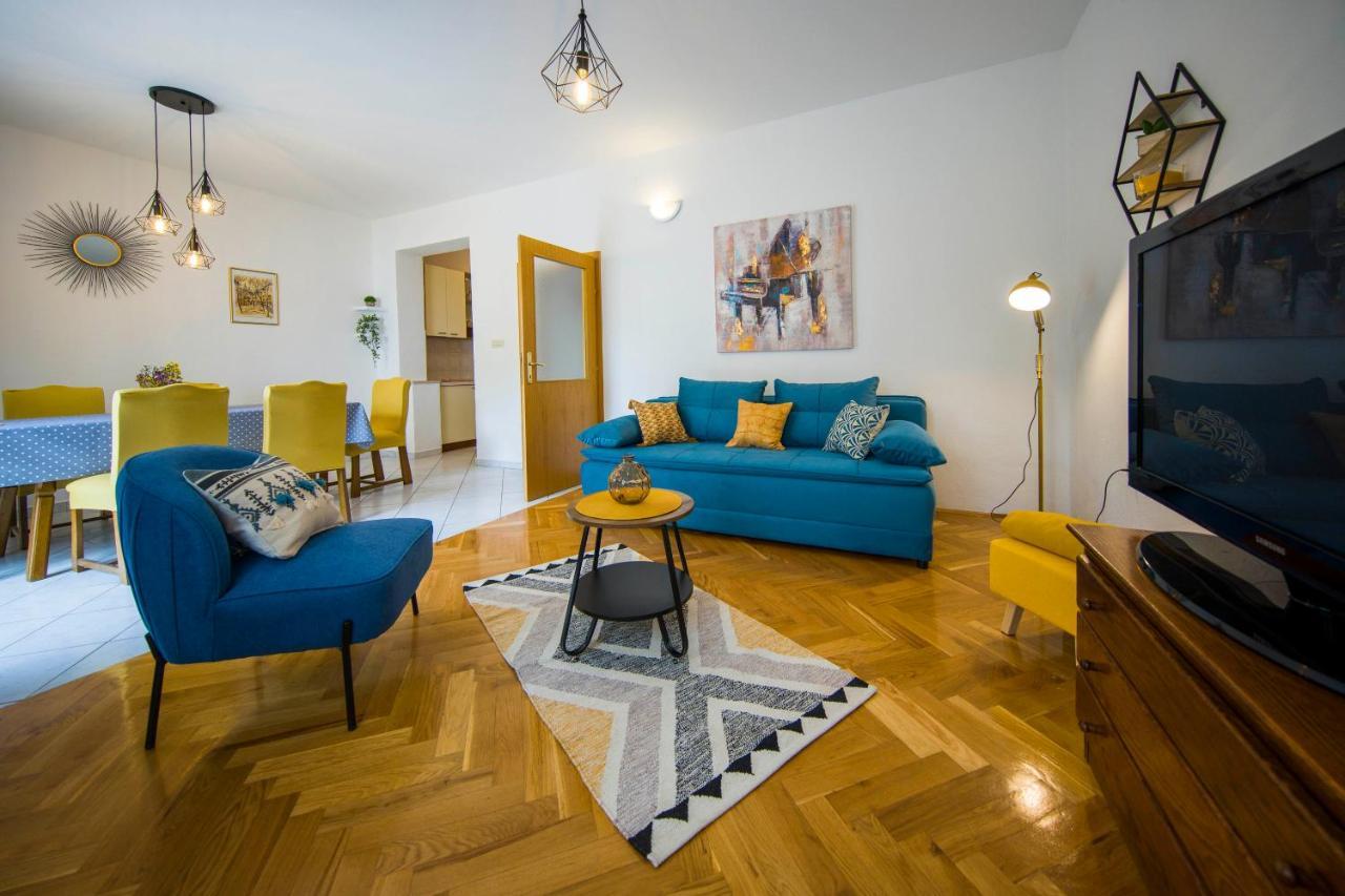 3 Bedroom Apartment Antonio Каштела Екстер'єр фото
