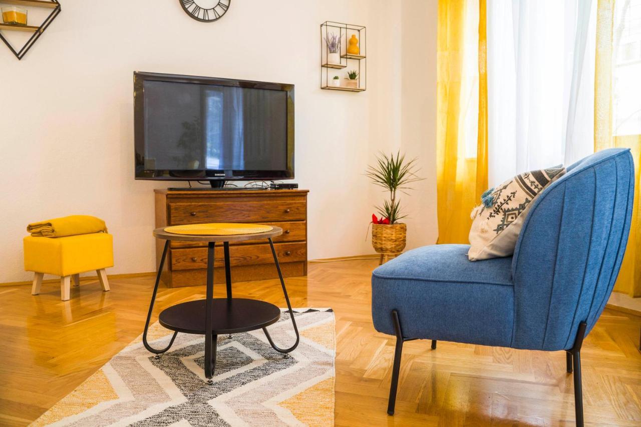 3 Bedroom Apartment Antonio Каштела Екстер'єр фото